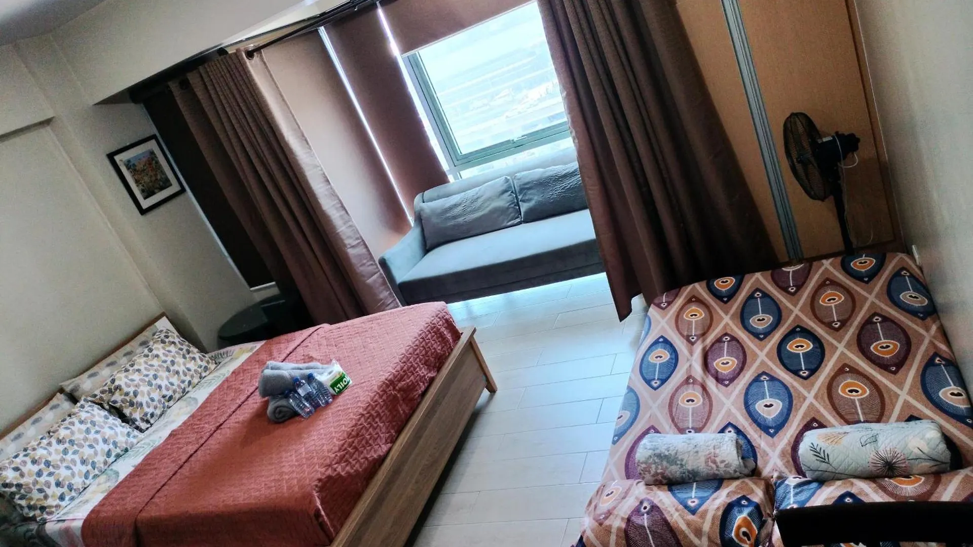 Rqui Condotel Near Airport Pasay